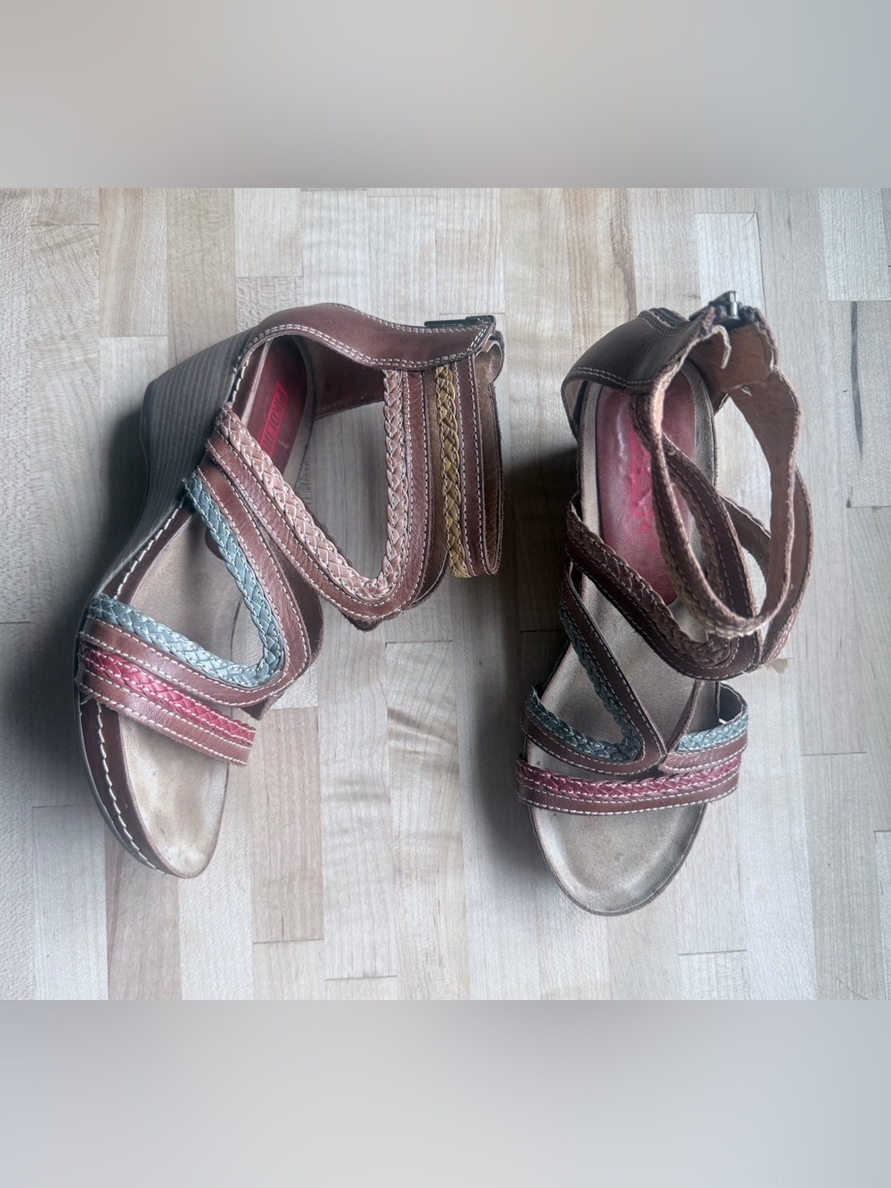 PIKOLINOS Brown Wedge Sandals with Multicolor Braided Straps